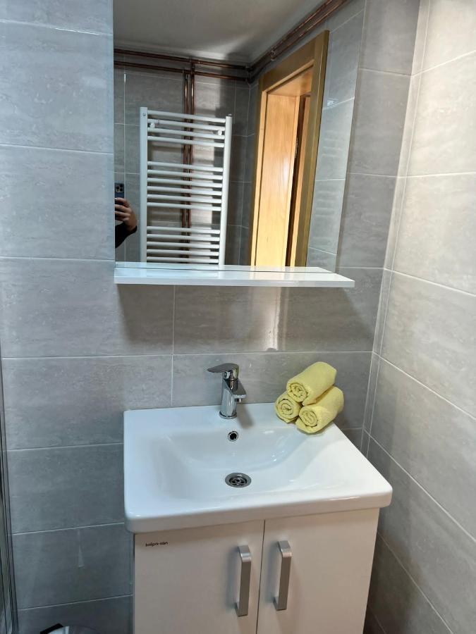 Apartmani Albatros Perusic Luaran gambar