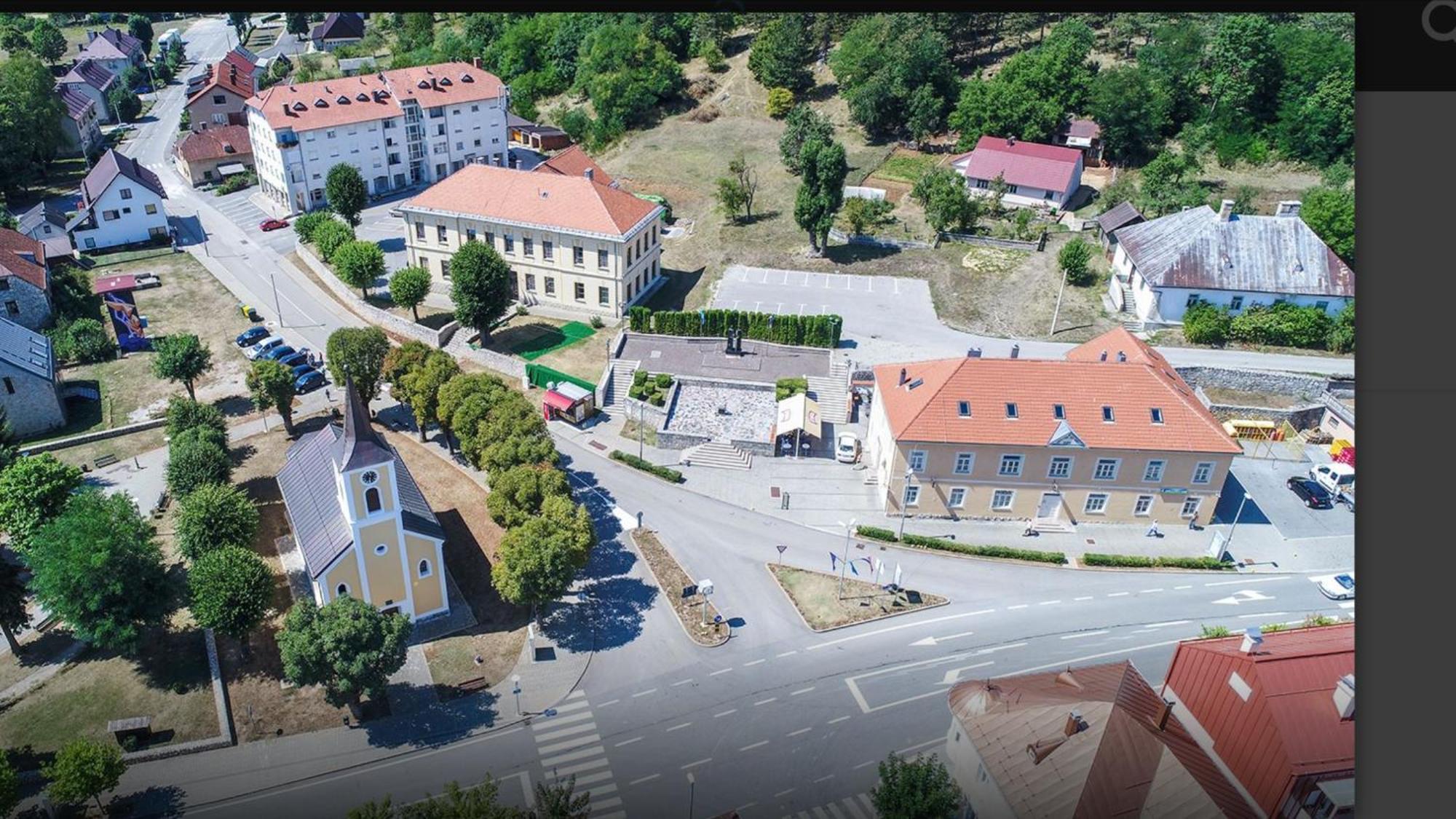 Apartmani Albatros Perusic Luaran gambar